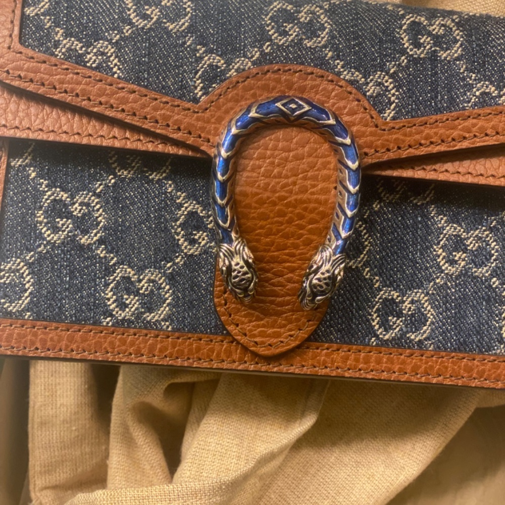 Gucci Purse and Sandal Set (Authentic) - Picture 4 of 13